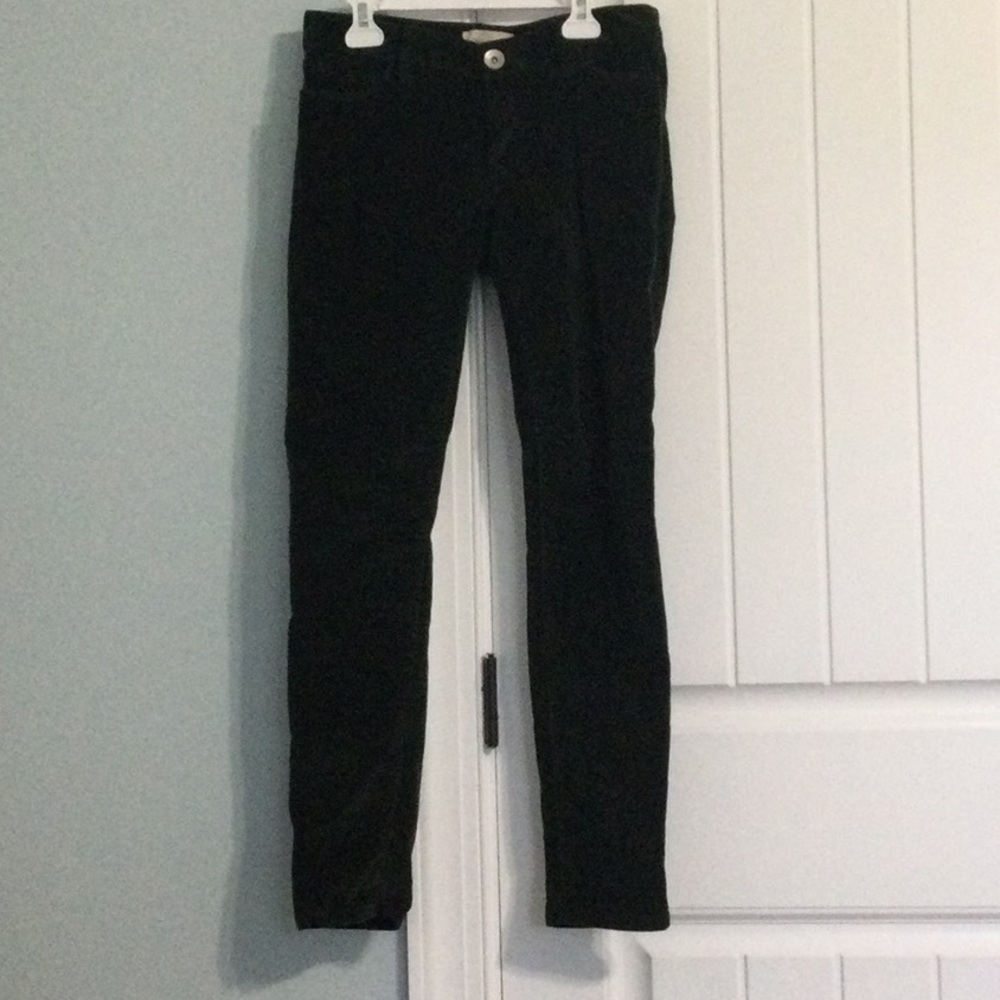 Banana Republic. Women’s green pants corduroy. Regular 25.